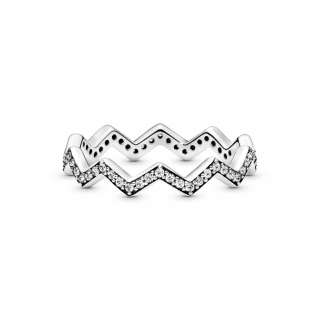 Shimmering Zigzag Ring