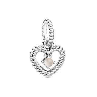 Висечки приврзок во форма на срце со перли и со пригушено розев кристал 