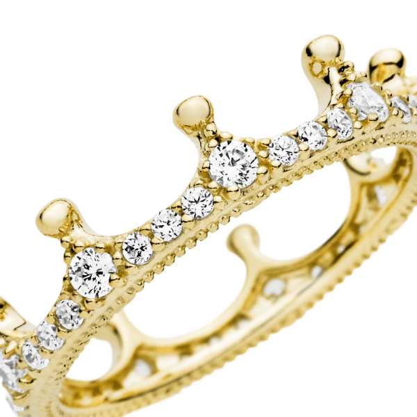 Clear Sparkling Crown Ring 