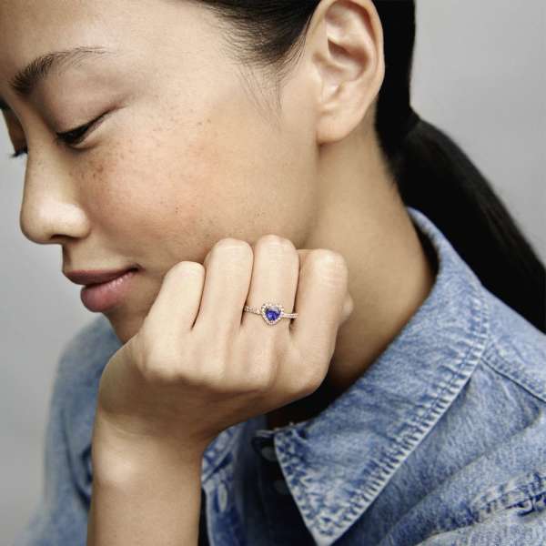 Sparkling Blue Elevated Heart Ring 