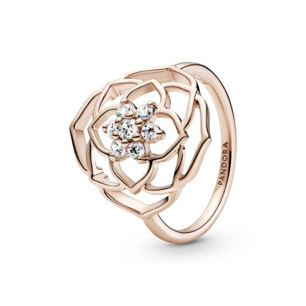 Rose petal ring top