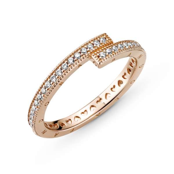 Sparkling Overlapping Ring 