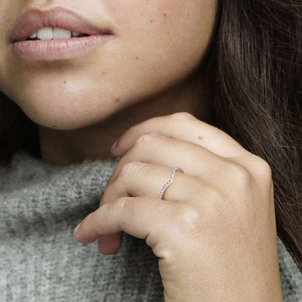 Sparkling Wishbone Ring 