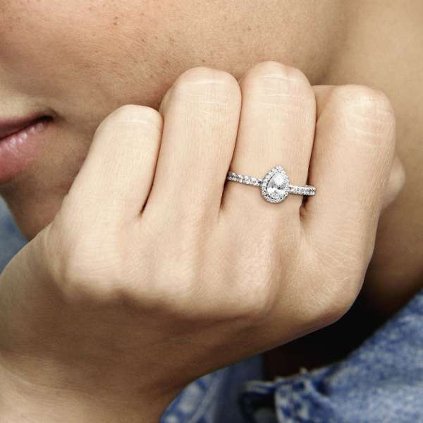 Sparkling teardrop halo ring store