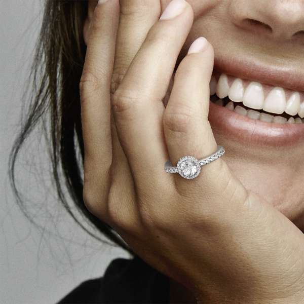 Classic Sparkle Halo Ring 