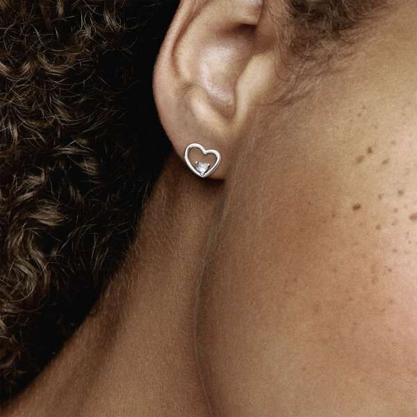 Asymmetrical Heart Stud Earrings 