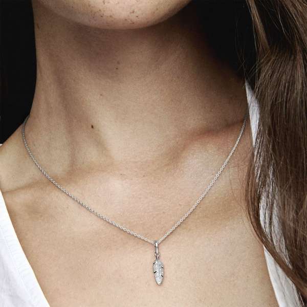 Single Feather Pendant 
