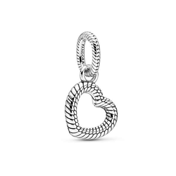 Snake Chain Pattern Open Heart Pendant 