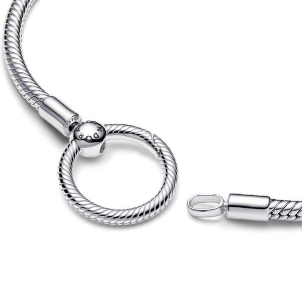 Pandora Moments O Closure Snake Chain Bracelet 