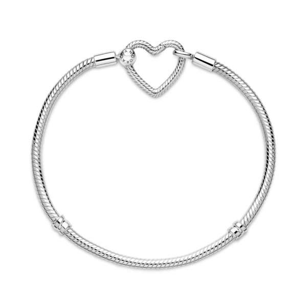 Pandora Moments Heart Closure Snake Chain Bracelet 