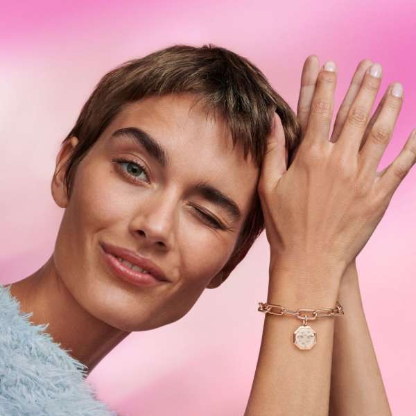 Pandora ME Медалјон блескави очи