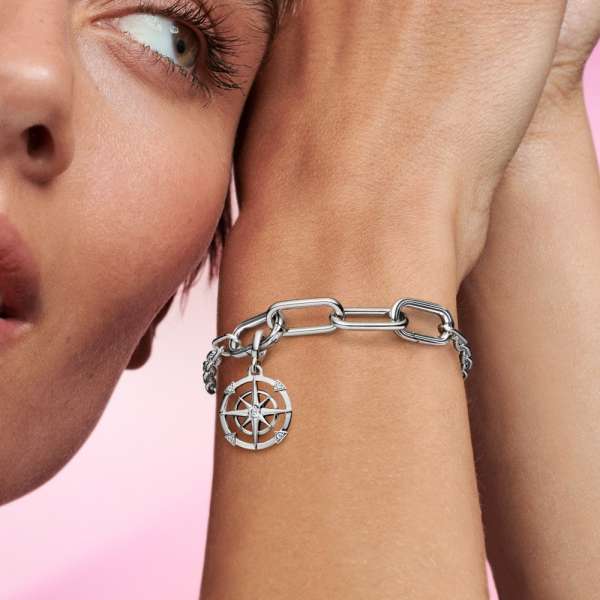 Медаљон Pandora ME компас