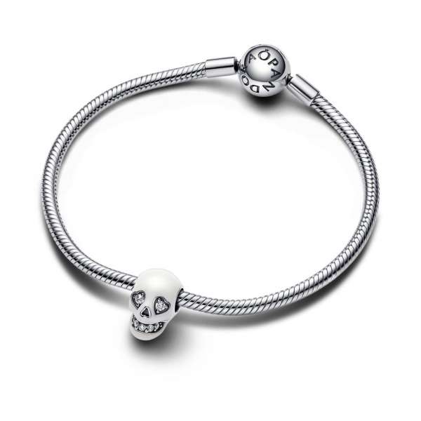 Glow-in-the-dark Sparkling Skull Charm 