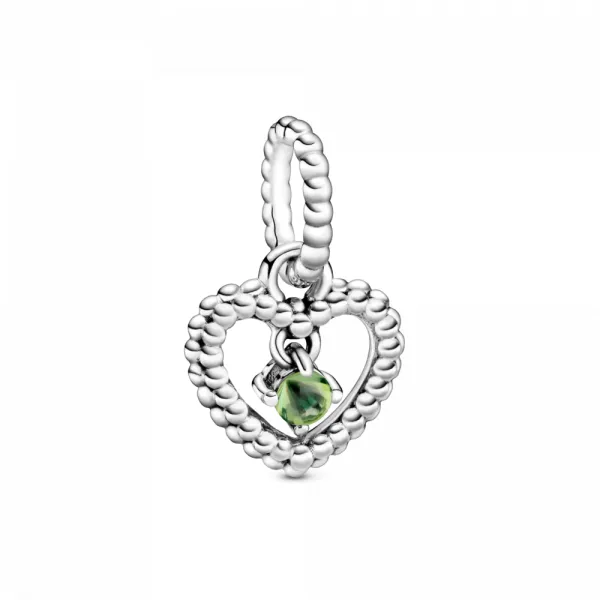 Висечки приврзок во форма на срце со перли и со светлозелен кристал 