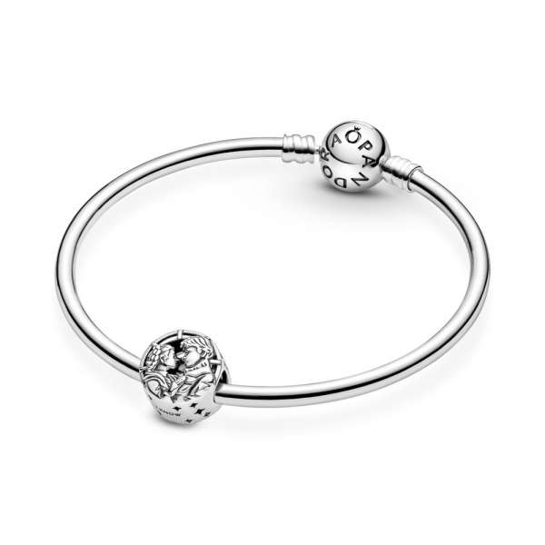 Star Wars Han Solo & Leia Kiss Charm 