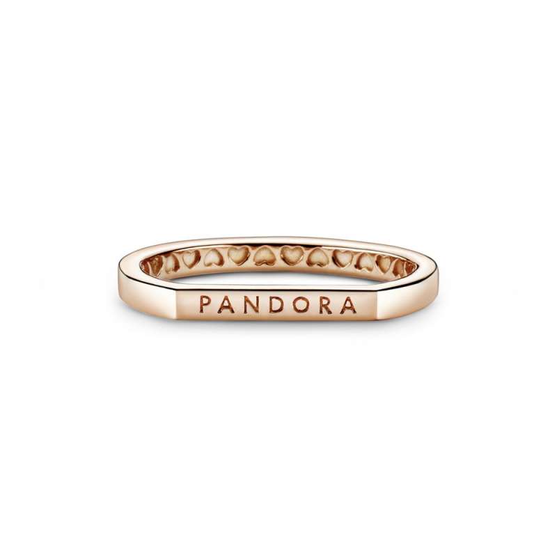 Прстен за нижење со логото на Pandora