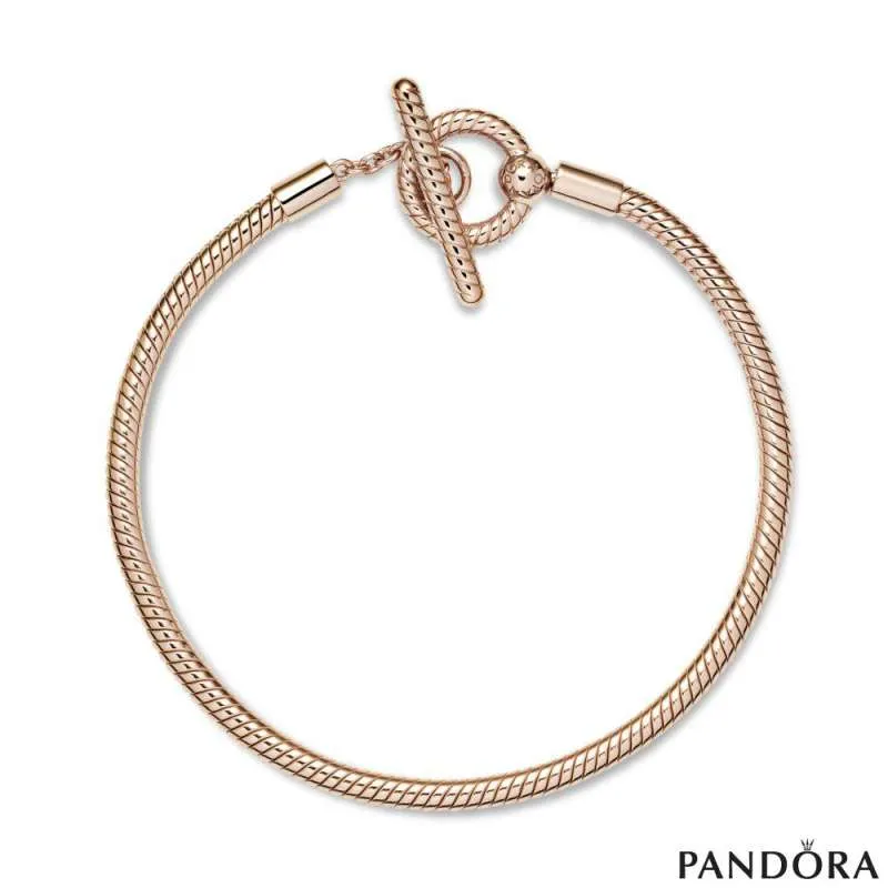 Pandora Moments белегзија со змиска плетка и Т-плочка