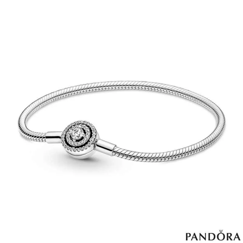 Белегзија Pandora Moments со змиска плетка и ореол