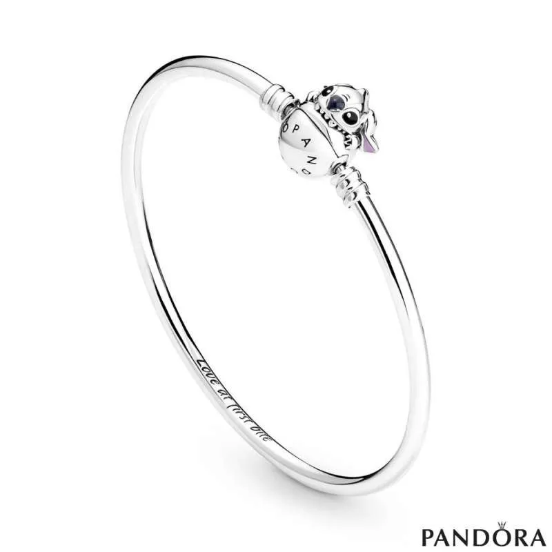 Bangle белегзија Pandora Moments Disney Stitch кој го гризе затворачот