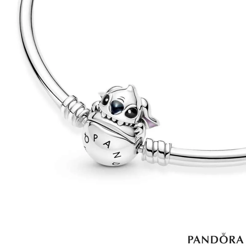 Bangle белегзија Pandora Moments Disney Stitch кој го гризе затворачот