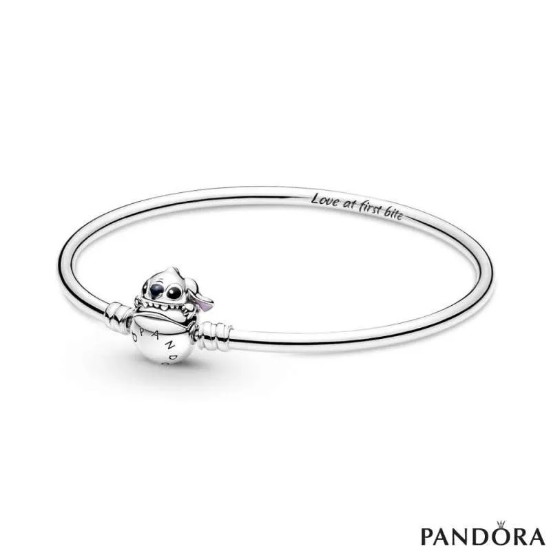 Bangle белегзија Pandora Moments Disney Stitch кој го гризе затворачот