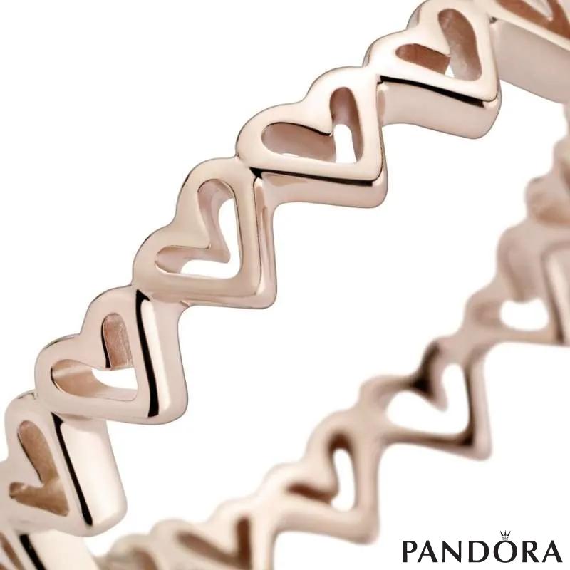 Freehand Hearts Ring