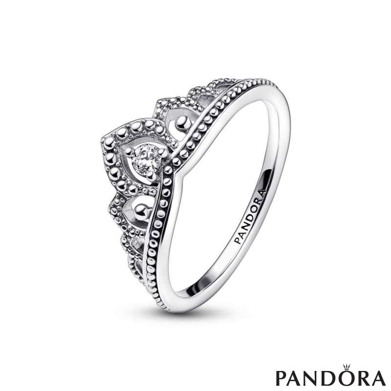 1941 Retro 0.60 CTW Diamond Platinum Vintage Princess Fishtail Band Ring |  Wilson's Estate Jewelry