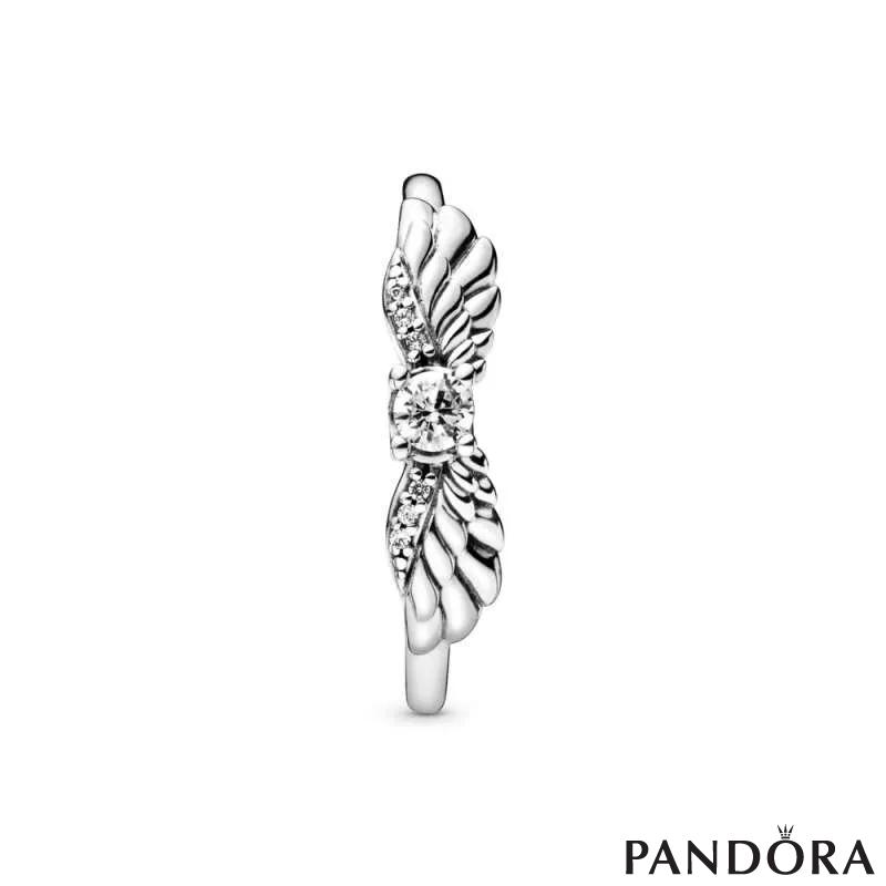 Sparkling Angel Wings Ring