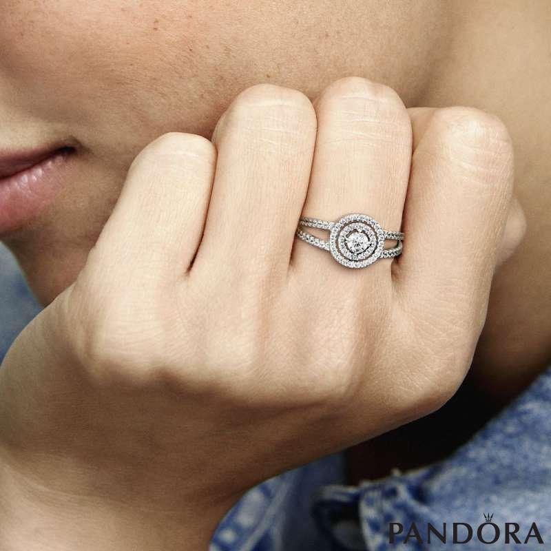 Sparkling Double Halo Ring 