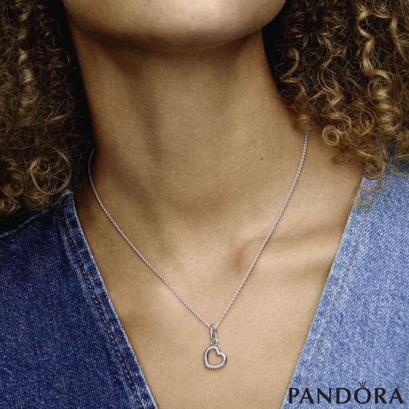 Snake Chain Pattern Open Heart Pendant