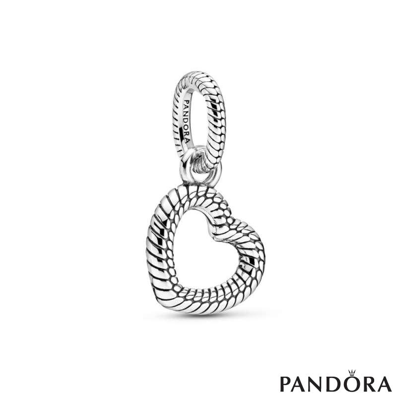 Snake Chain Pattern Open Heart Pendant