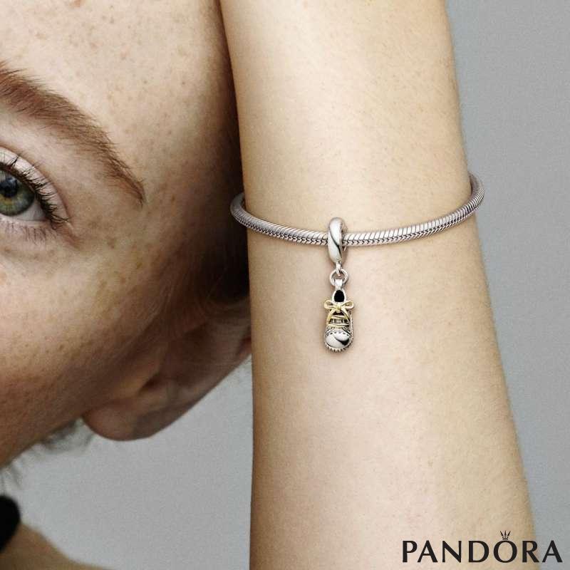 Baby Shoe Dangle Charm PANDORA