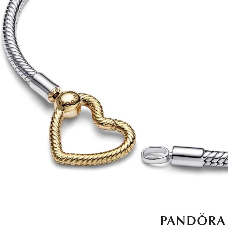 Белегзија Pandora Moments со затварач во облик на срце со змиска плетка 