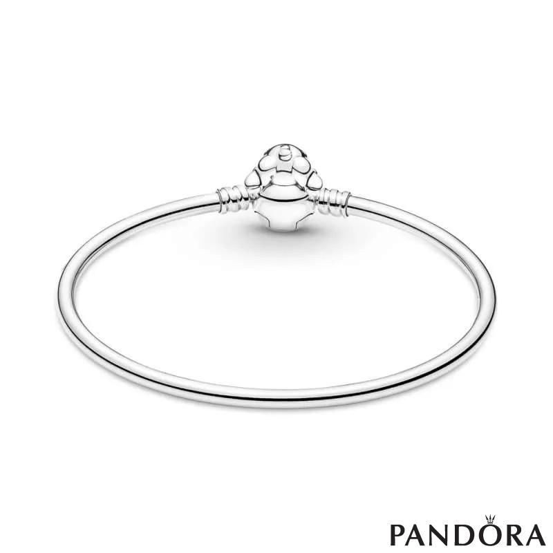 Bangle белегзија Pandora Moments Disney Stitch кој го гризе затворачот