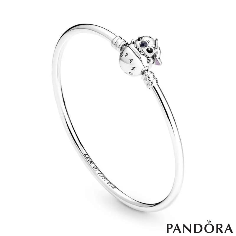 Bangle белегзија Pandora Moments Disney Stitch кој го гризе затворачот