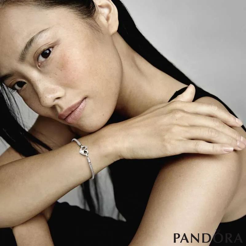 Pandora Moments Studded Chain Bracelet 