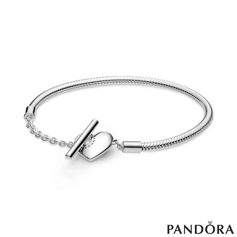 Белегзија Pandora Moments со змиска плетка и Т-плочка